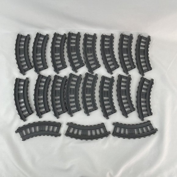 Thomas & Friends Trackmaster 'CS' Replacement Tracks Lot of 19 Grey Curve 2013 - Picture 2 of 3